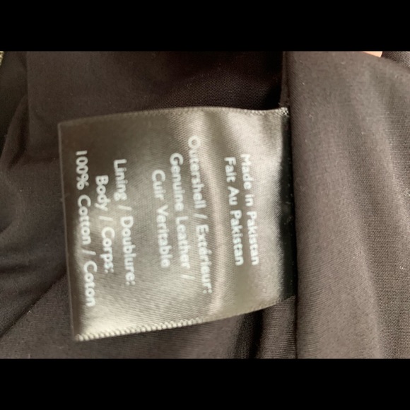 ⚡️Black 100% genuine Leather Jacket. Like New!! - Picture 7 of 7